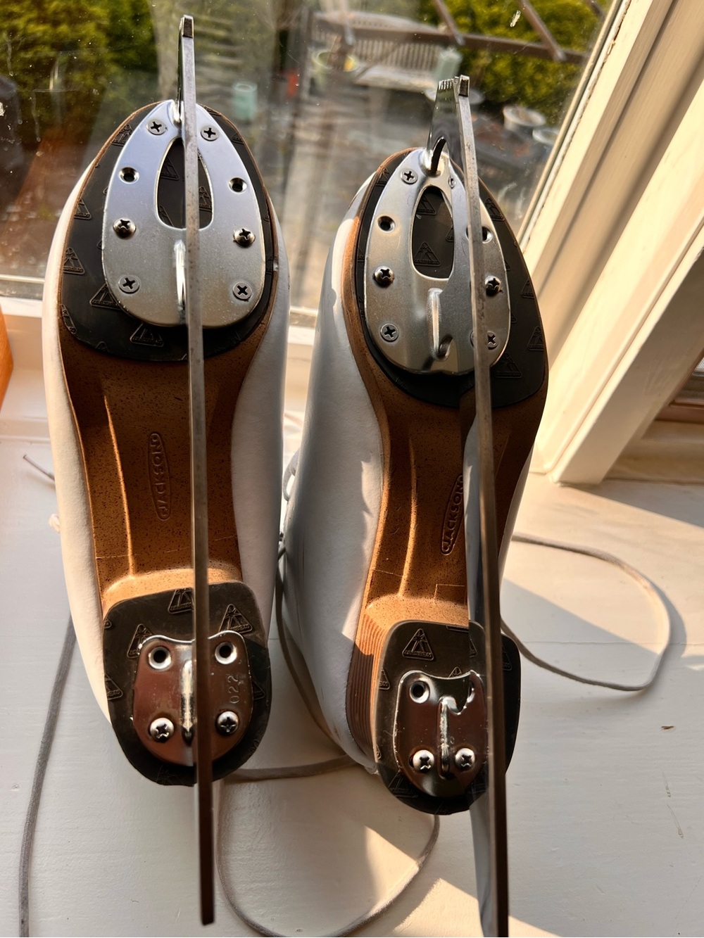Jackson Figure Skates! - Picture 8 of 9